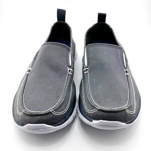 American Eagle | Youth | Gray Canvas Casual Boat Shoe | Slip-on | Size 2